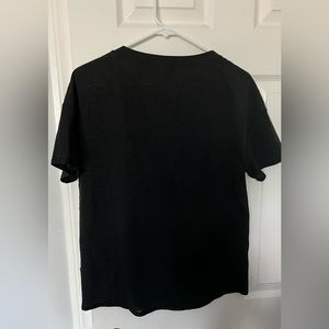 Lululemon black tee